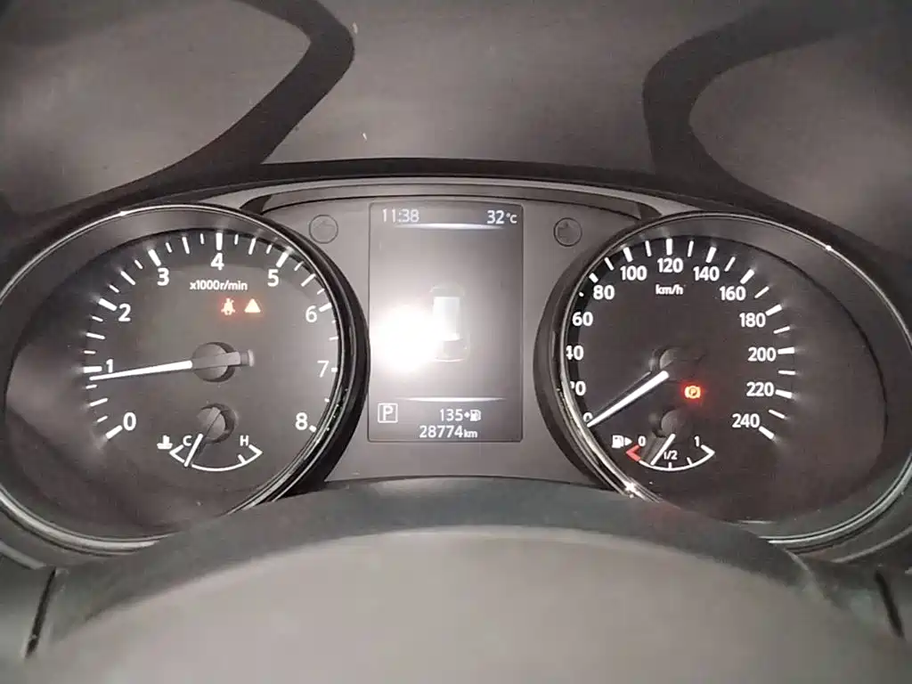 Nissan X-Trail — миниатюра 12