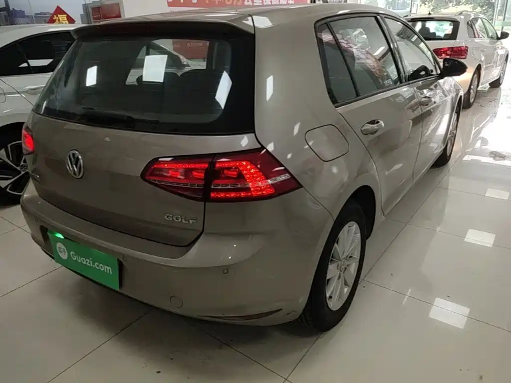 Volkswagen Golf — миниатюра 8