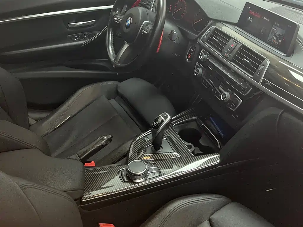 BMW 3 Series — миниатюра 5