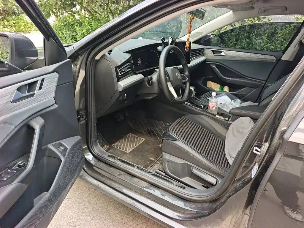 Volkswagen Sagitar — миниатюра 14