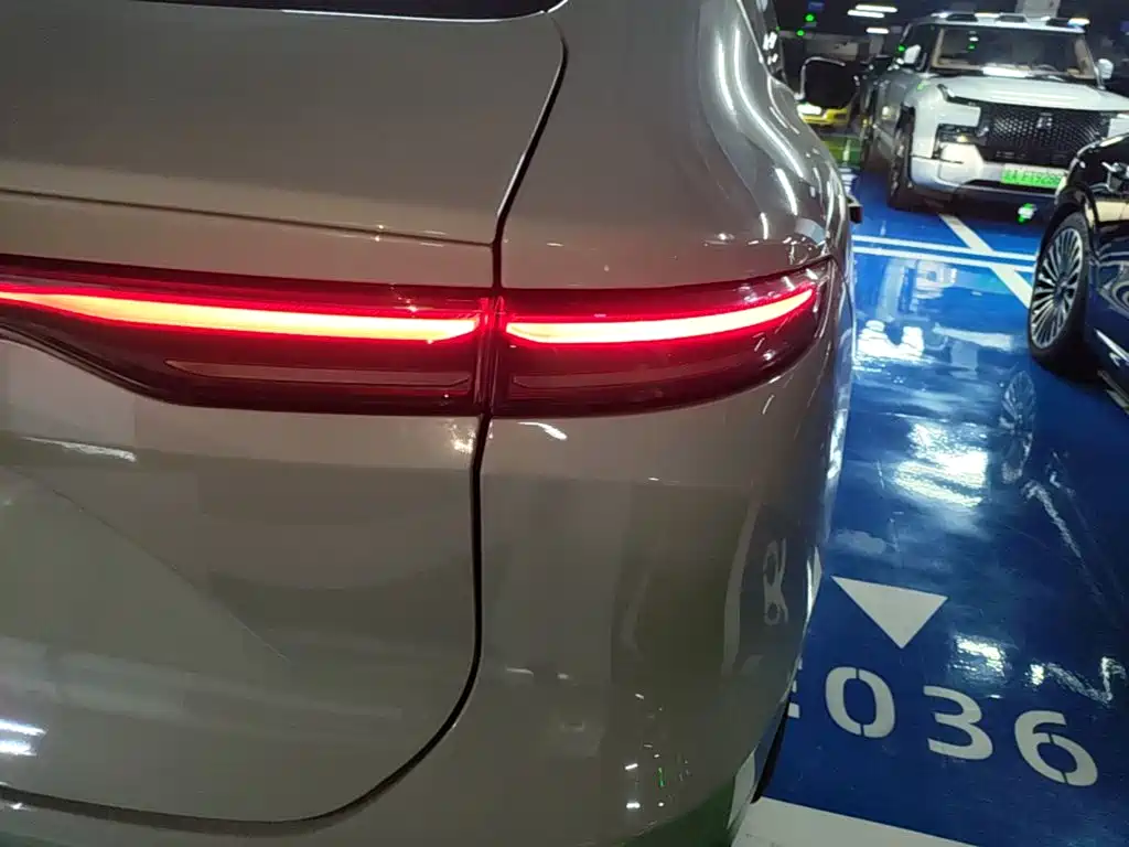 NIO EC7 — миниатюра 8