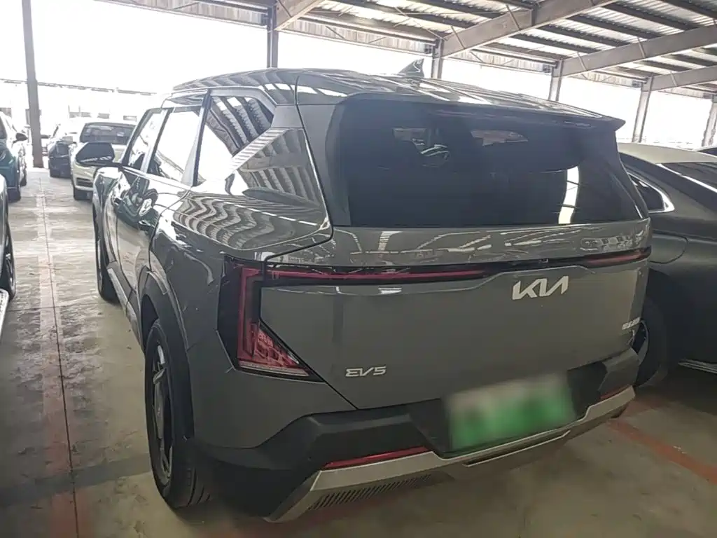 Kia EV5 — миниатюра 5