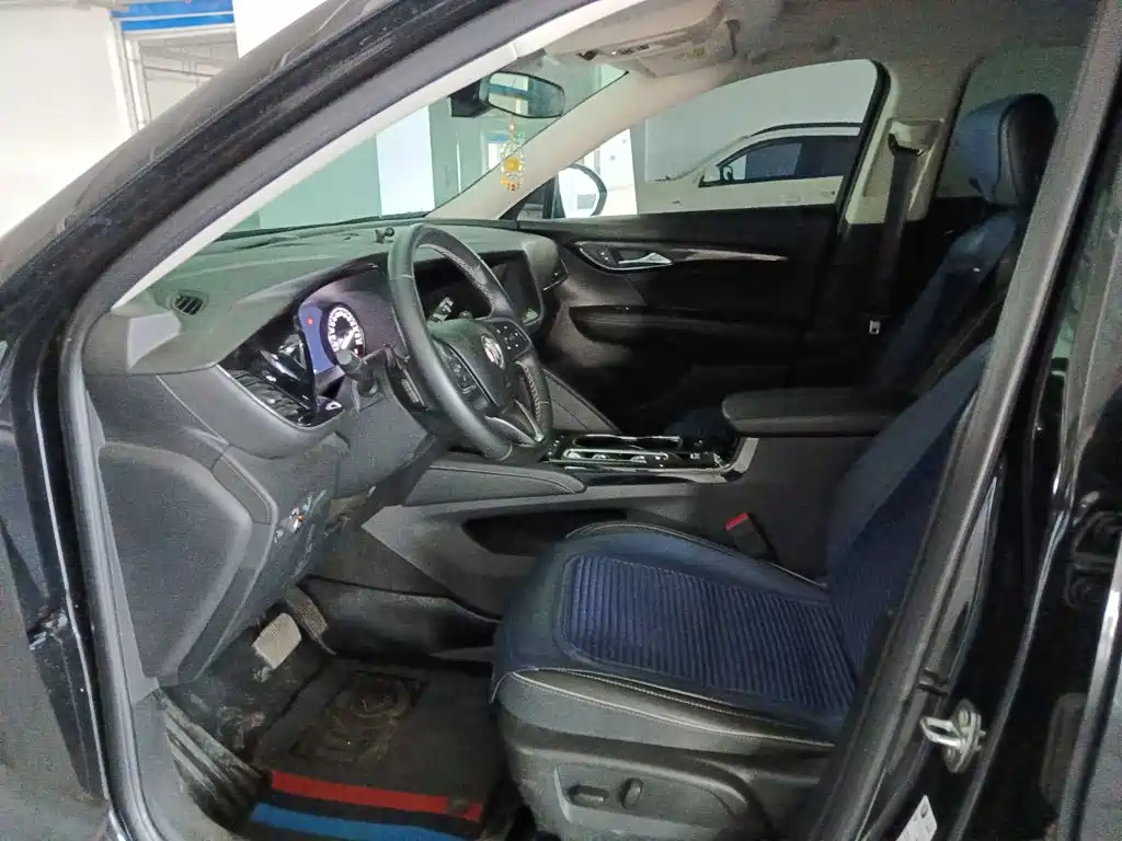 Buick Envision S — миниатюра 8