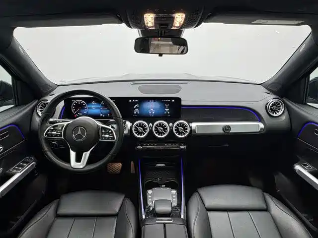 Mercedes-Benz EQB — миниатюра 7