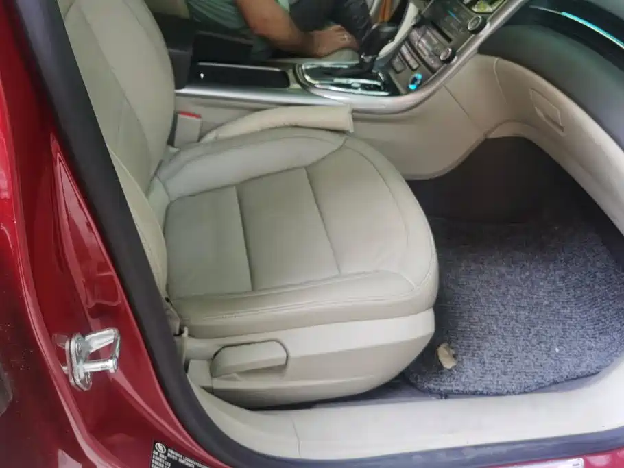 Chevrolet Malibu — миниатюра 8