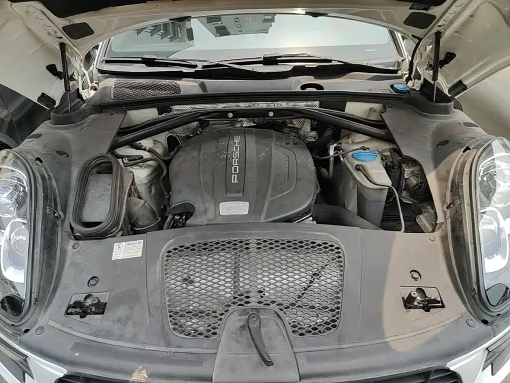 Porsche Macan — миниатюра 20