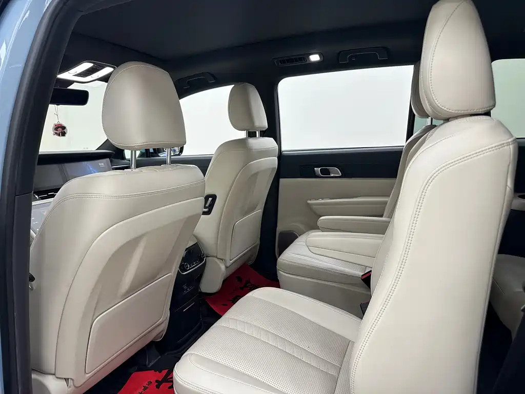 Li Auto Li ONE — миниатюра 17