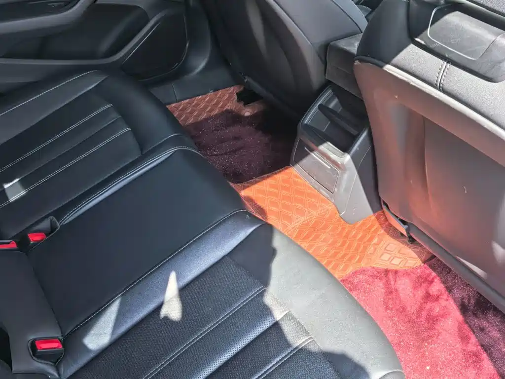 Audi A4L — миниатюра 5
