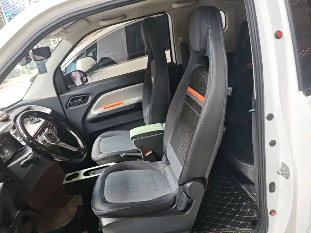 Wuling MINIEV — миниатюра 15
