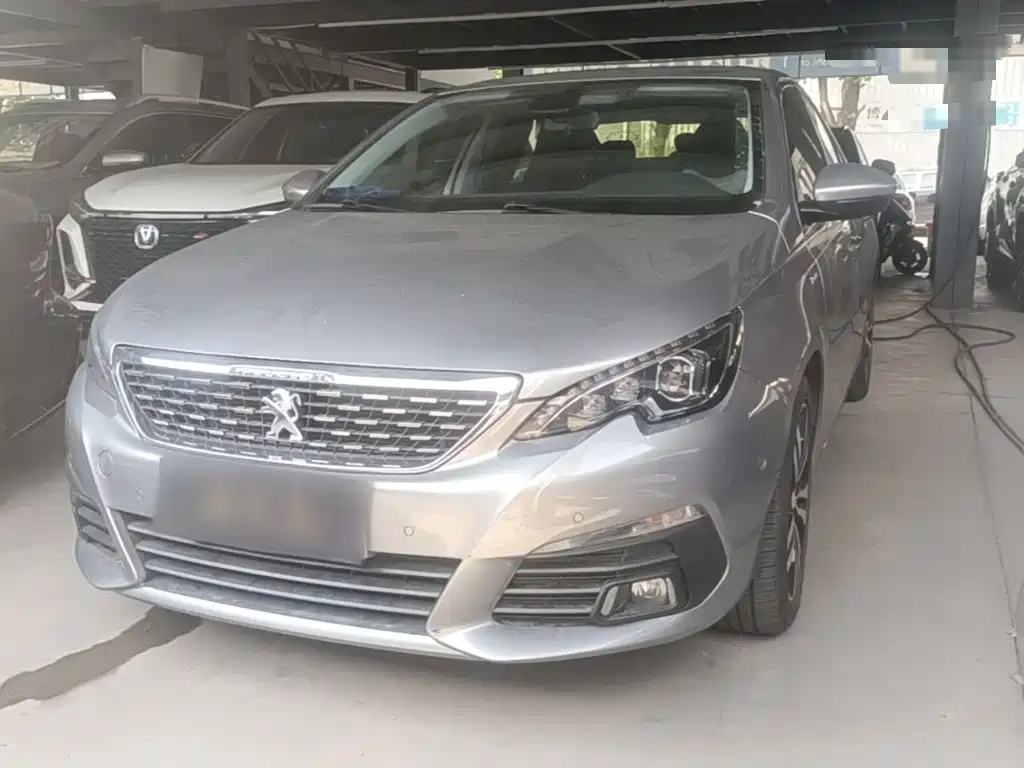 Peugeot 308 — миниатюра 2