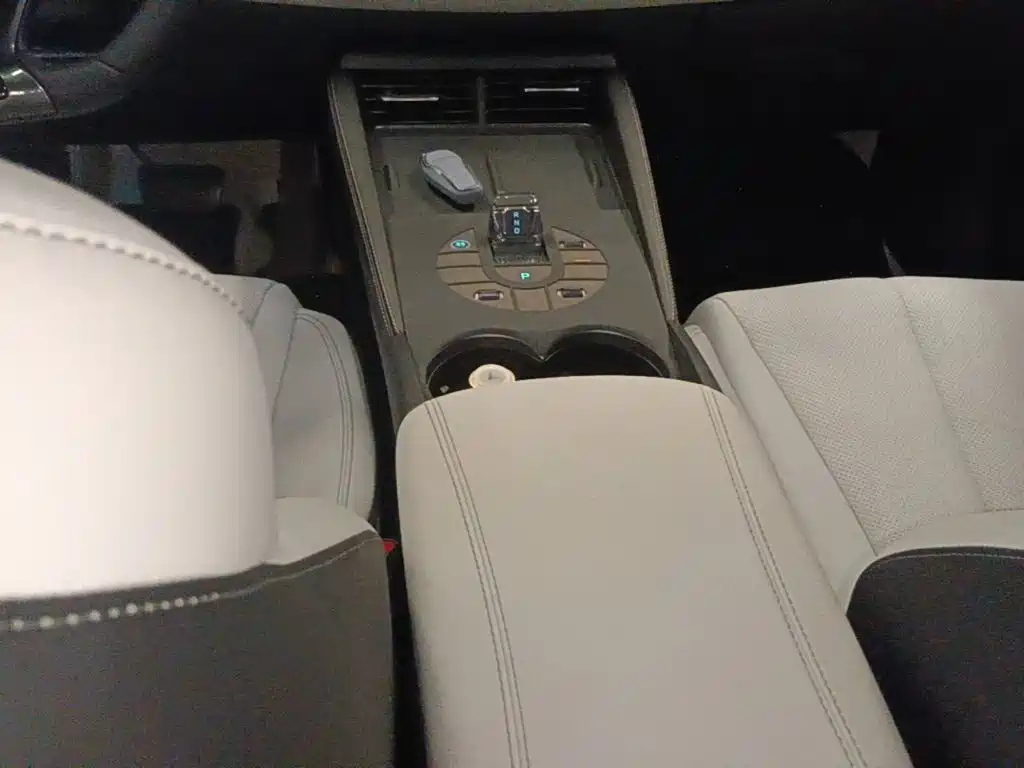 BYD Seal 06 — миниатюра 14
