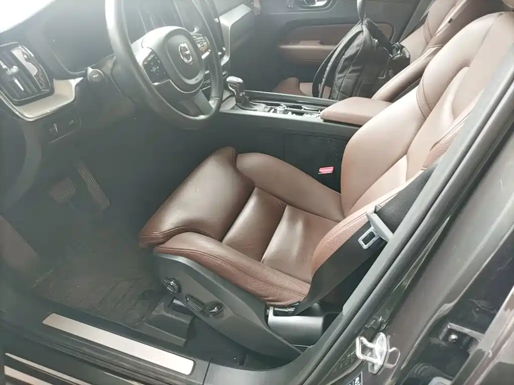 Volvo XC60 — миниатюра 15