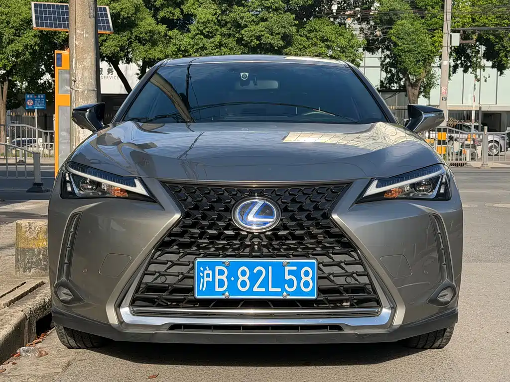 Lexus UX — миниатюра 3
