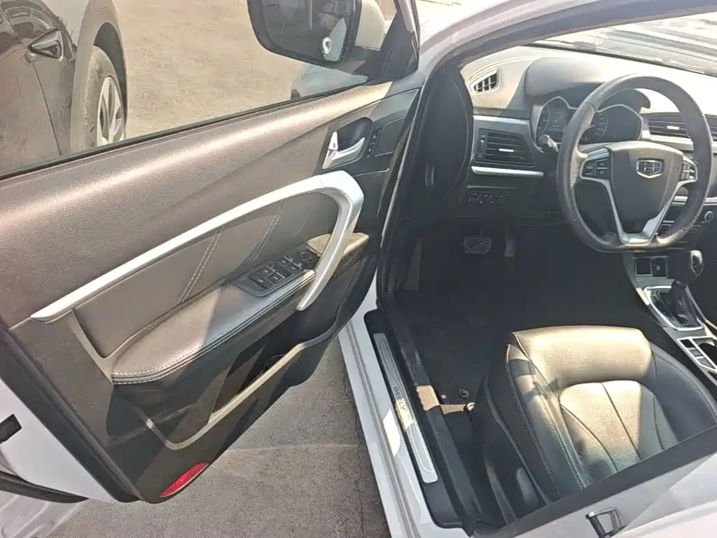 Geely Emgrand — миниатюра 16