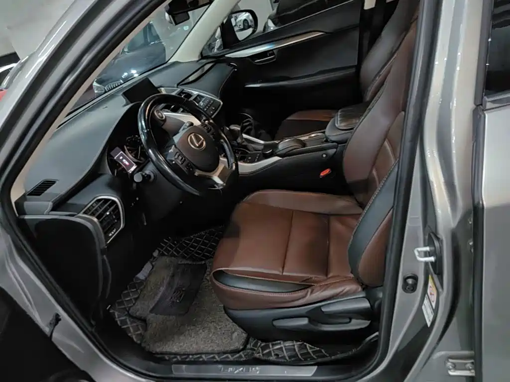 Lexus NX — фотографии объявления, Фото 15