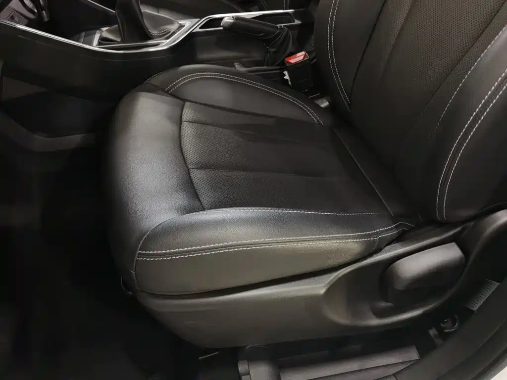 Geely Vision X3 — миниатюра 20