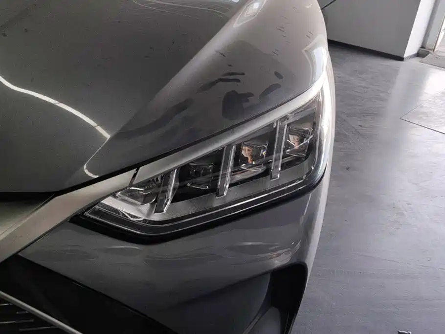 BYD PLUS New Energy — миниатюра 5