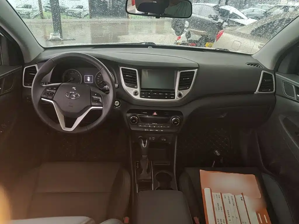 Hyundai Tucson — миниатюра 10