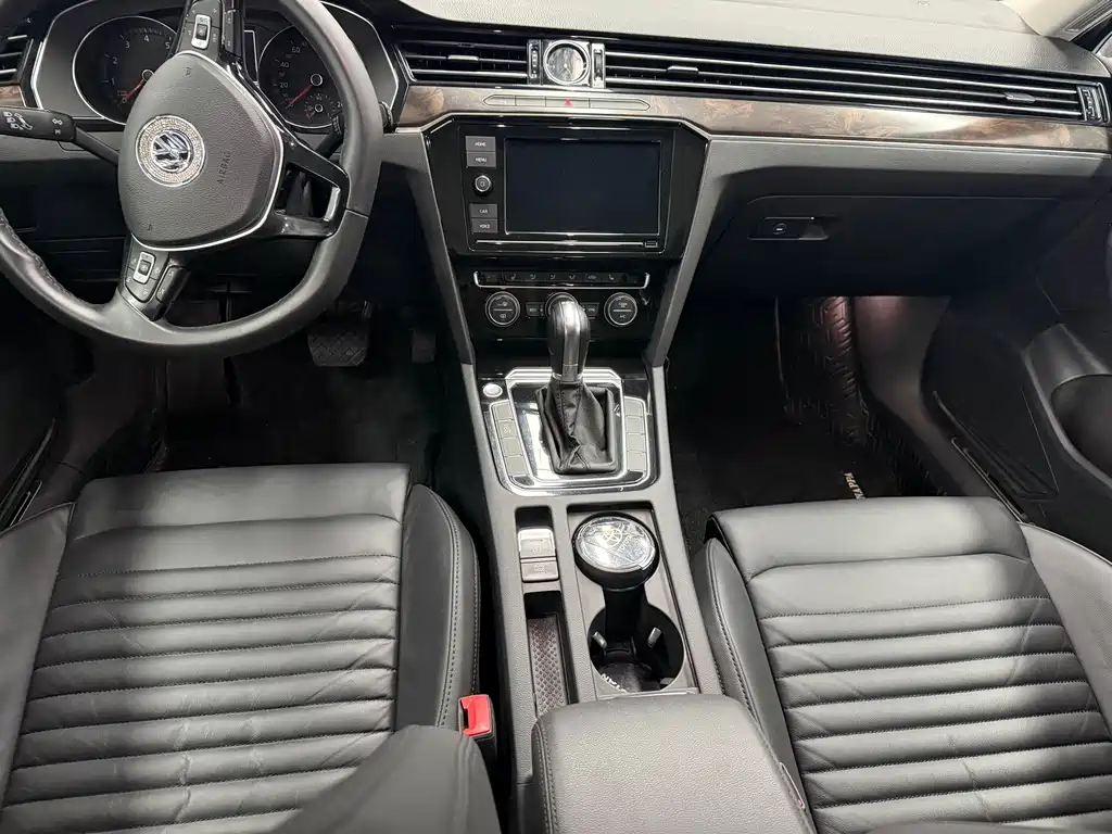 Volkswagen Magotan — миниатюра 10