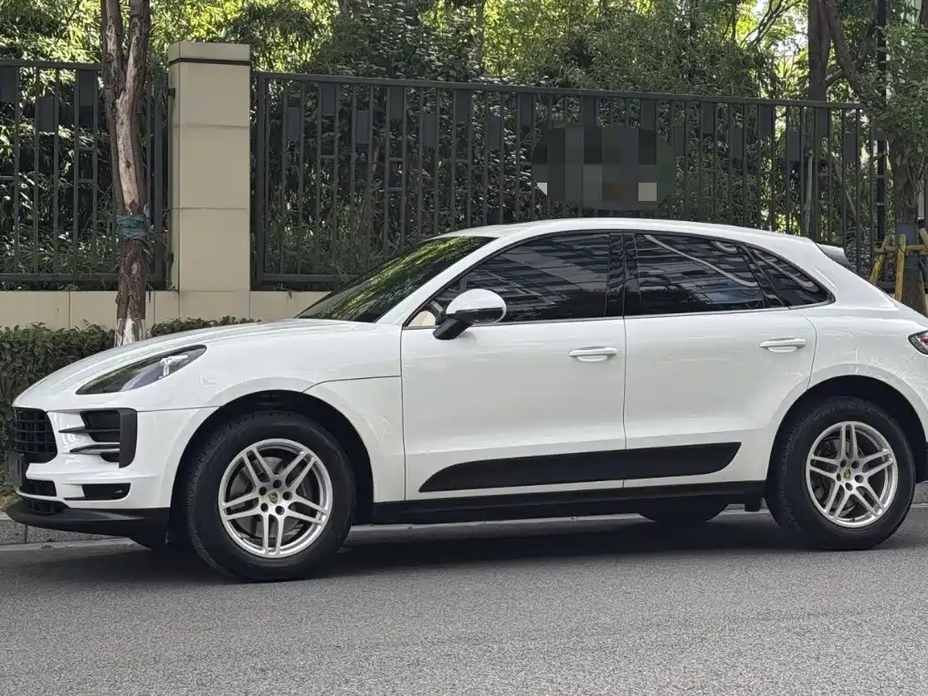 Porsche Macan — миниатюра 2