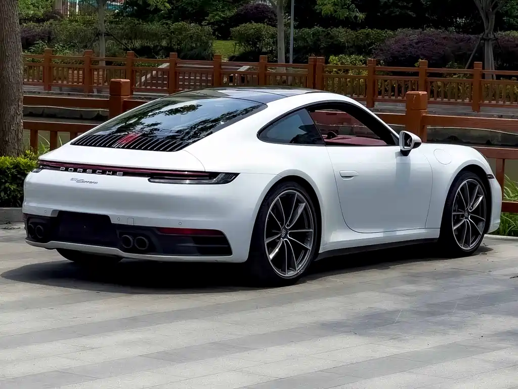 Porsche 911 2020 Carrera 3.0T