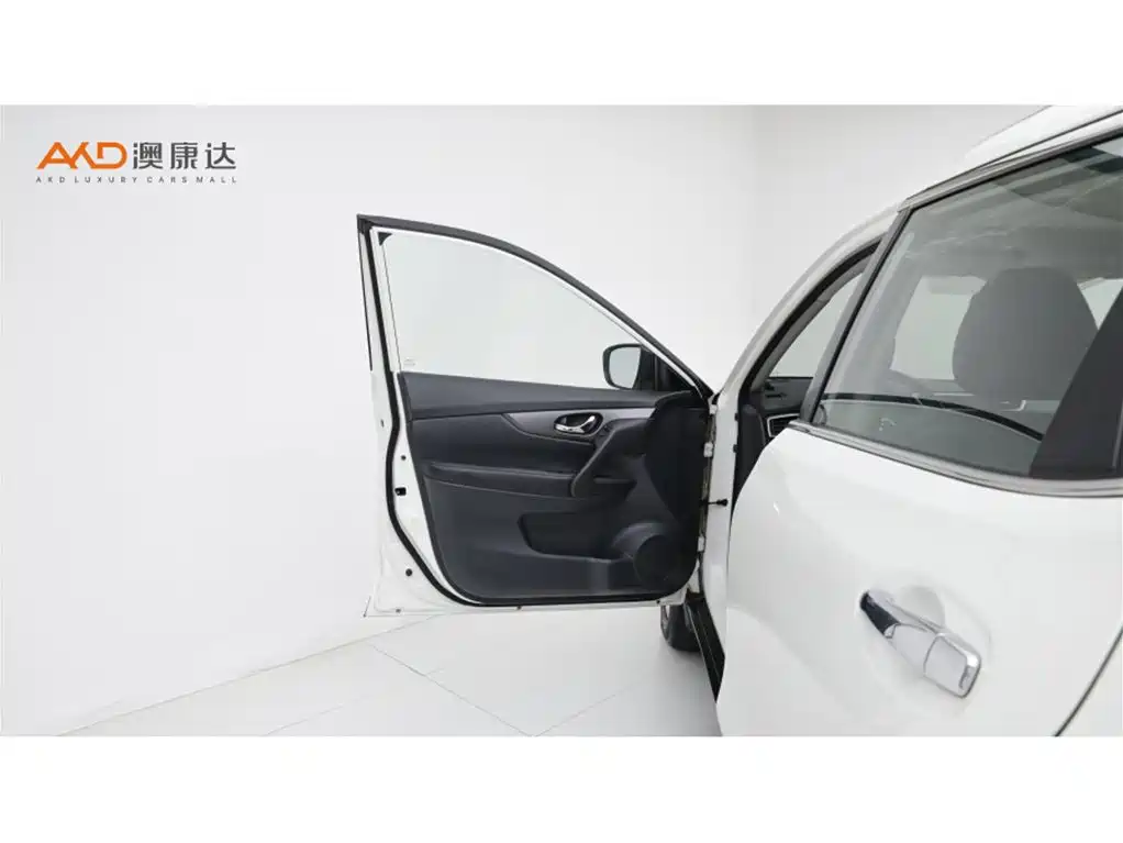 Nissan X-Trail — миниатюра 10