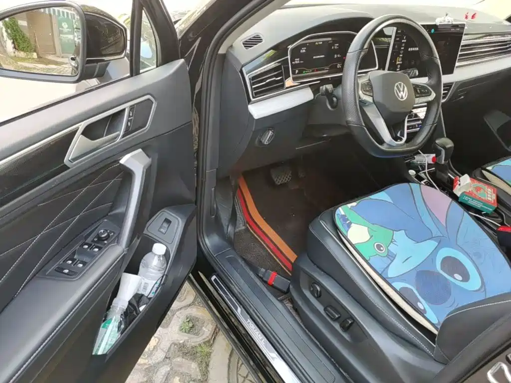 Volkswagen Tiguan L — миниатюра 16