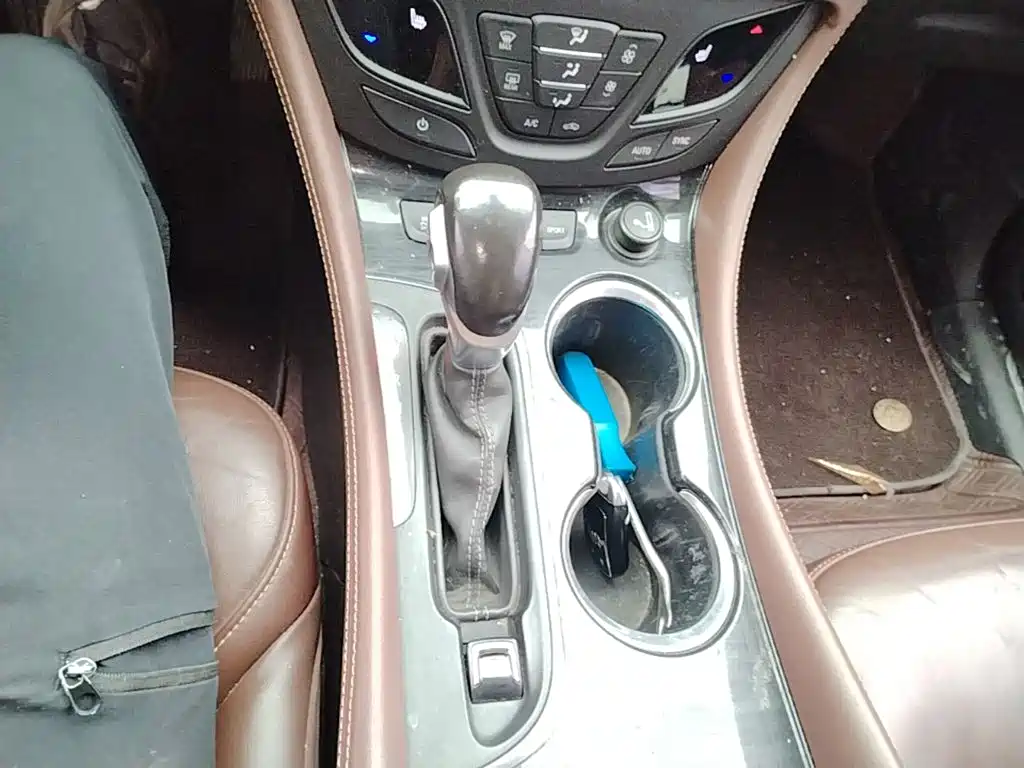 Buick Envision Plus — миниатюра 14