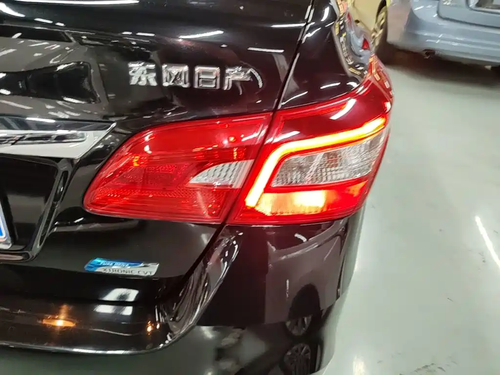 Nissan Sylphy — миниатюра 8