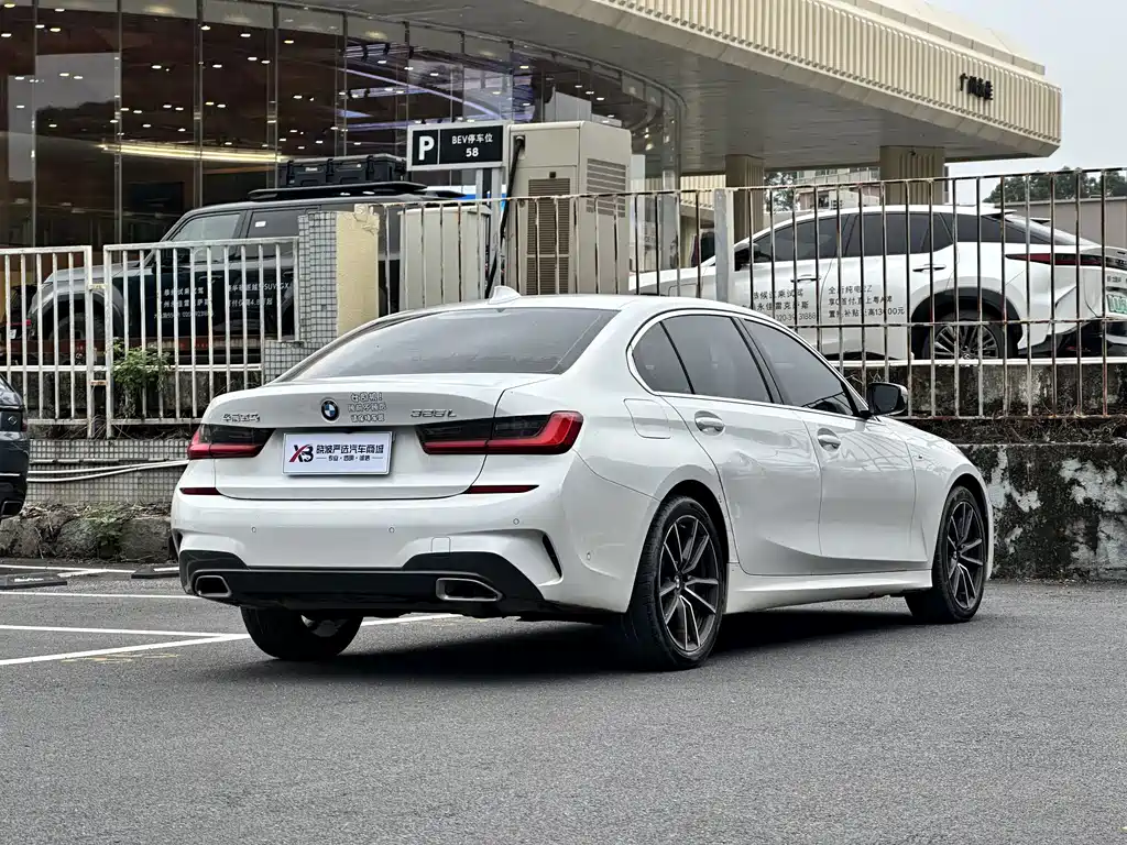 BMW 3 Series — миниатюра 6