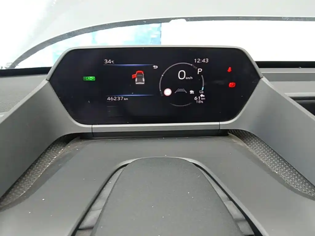 Toyota bZ4X — миниатюра 18
