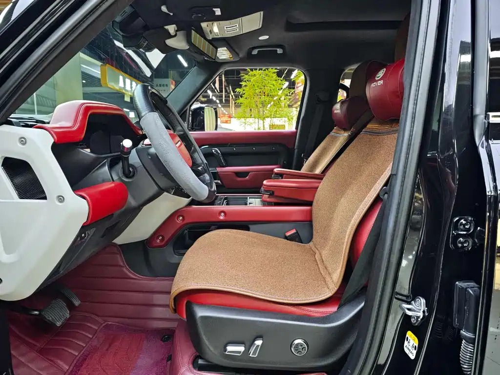 Land Rover Defender — миниатюра 8