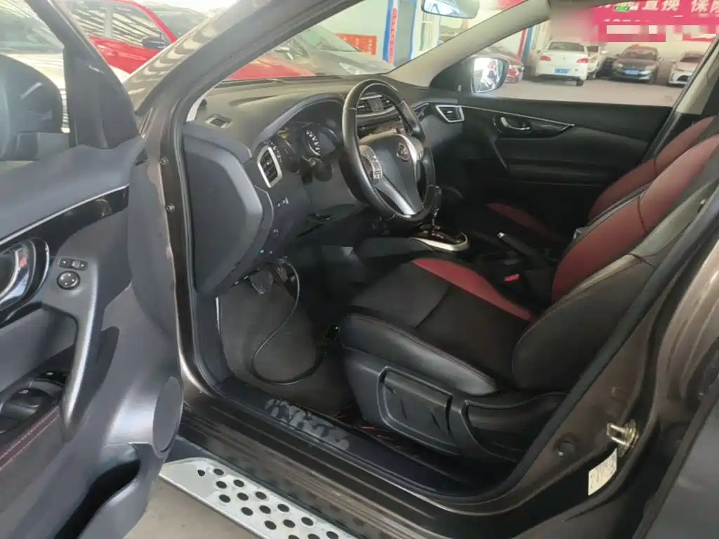 Nissan Qashqai — миниатюра 16