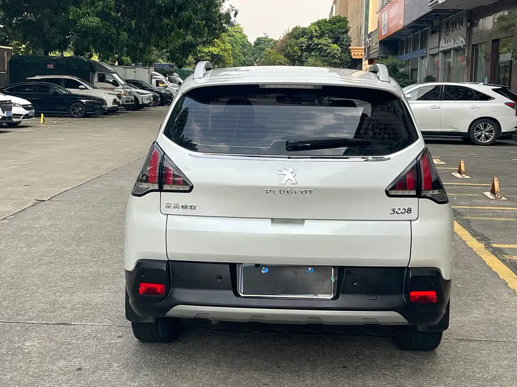Peugeot 3008 — миниатюра 12