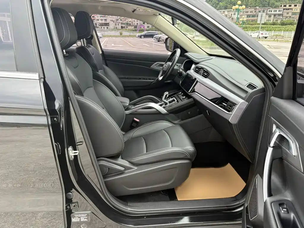 Geely Boyue — миниатюра 25