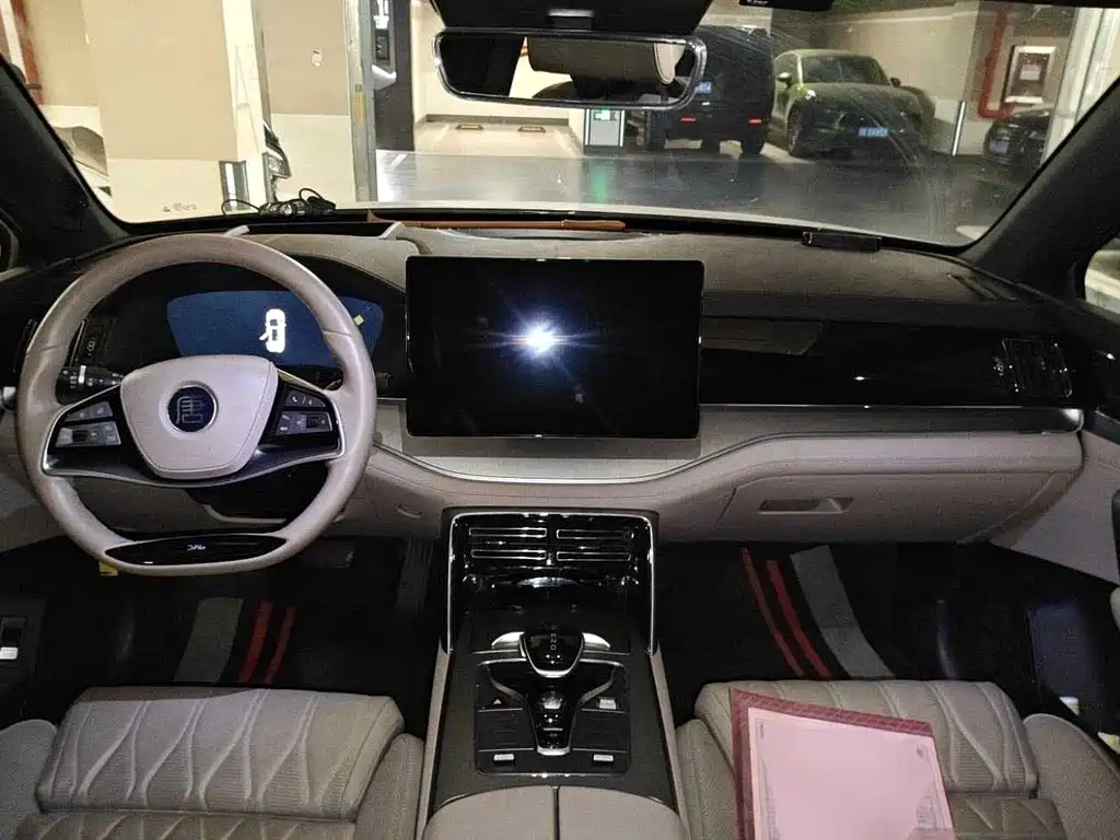 BYD Tang New Energy — миниатюра 3