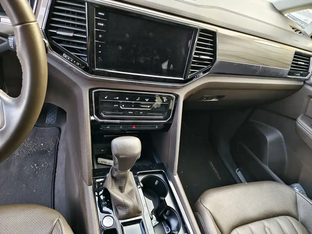 Volkswagen Viloran — миниатюра 24