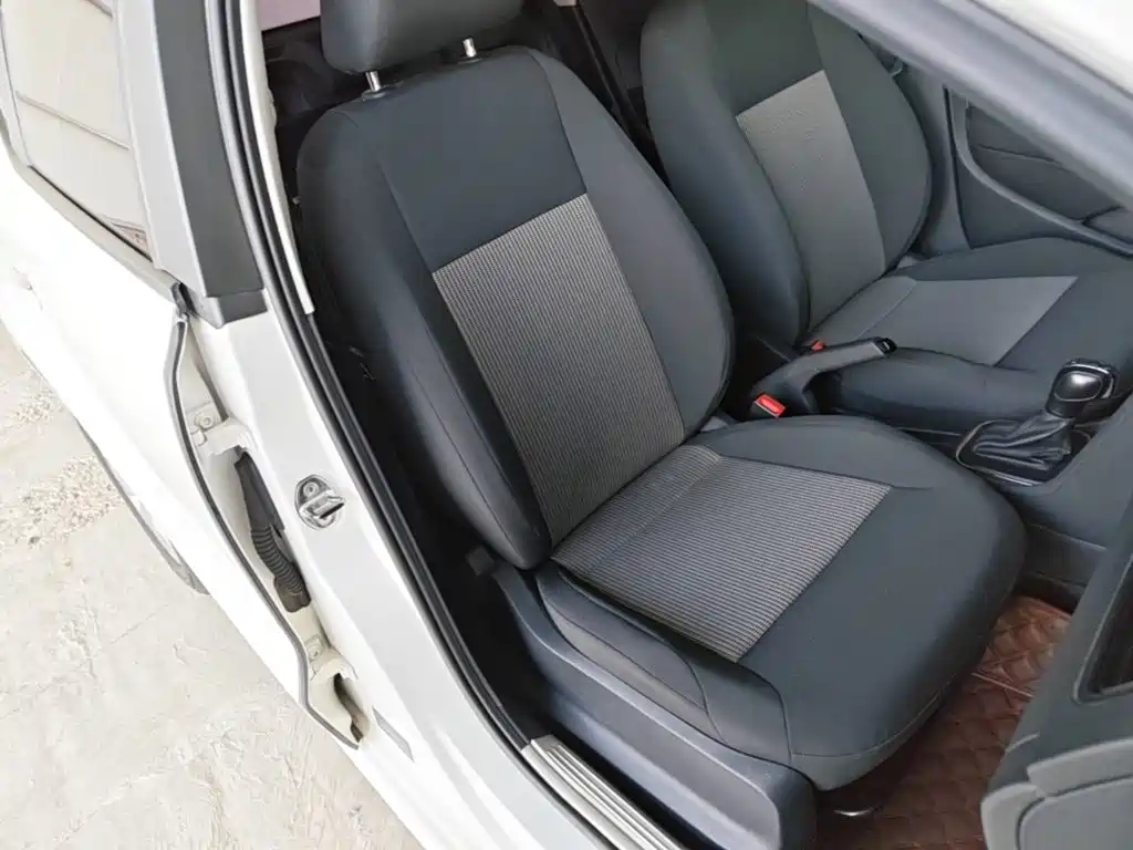 Volkswagen Polo — миниатюра 25