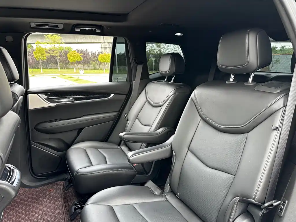 Cadillac XT6 — миниатюра 17