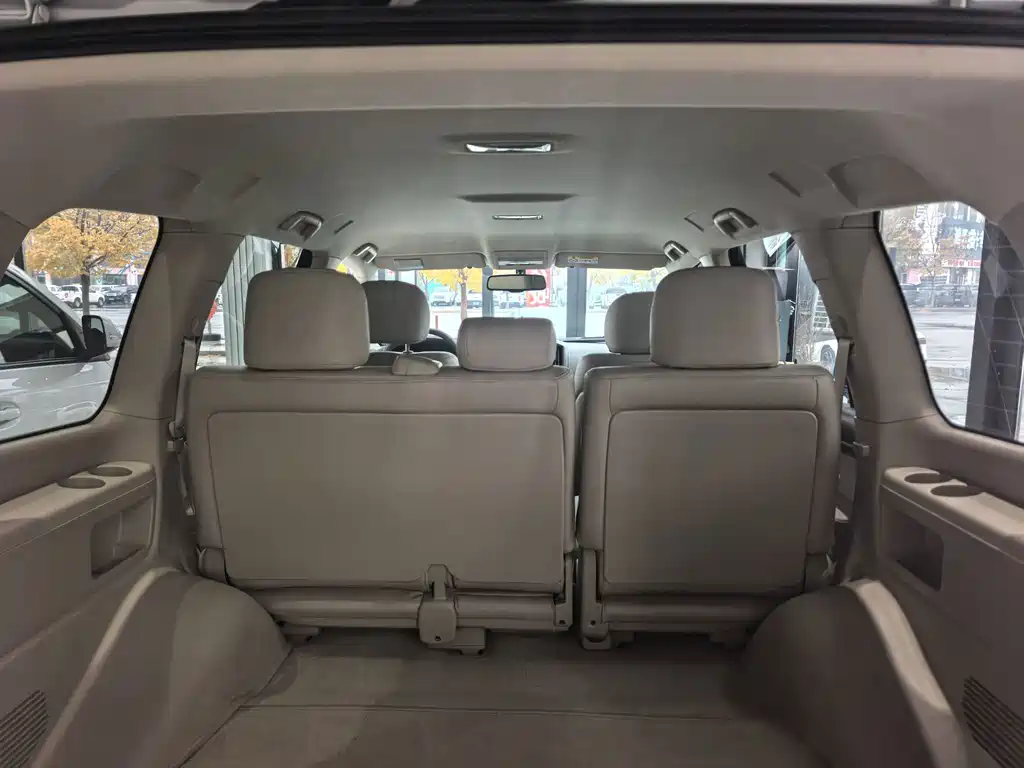 Toyota Land Cruiser — миниатюра 10