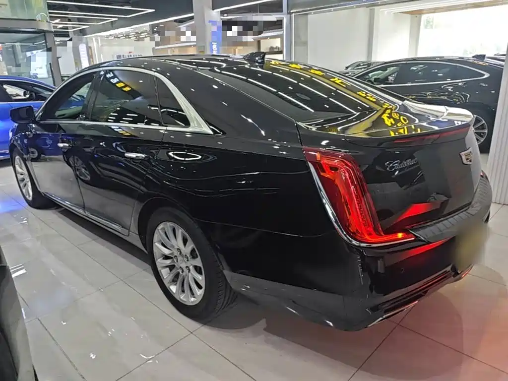 Cadillac XTS — миниатюра 5