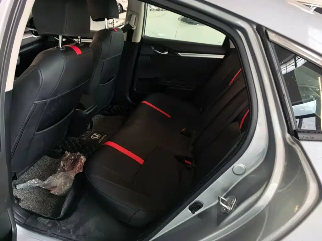 Honda Civic — миниатюра 17