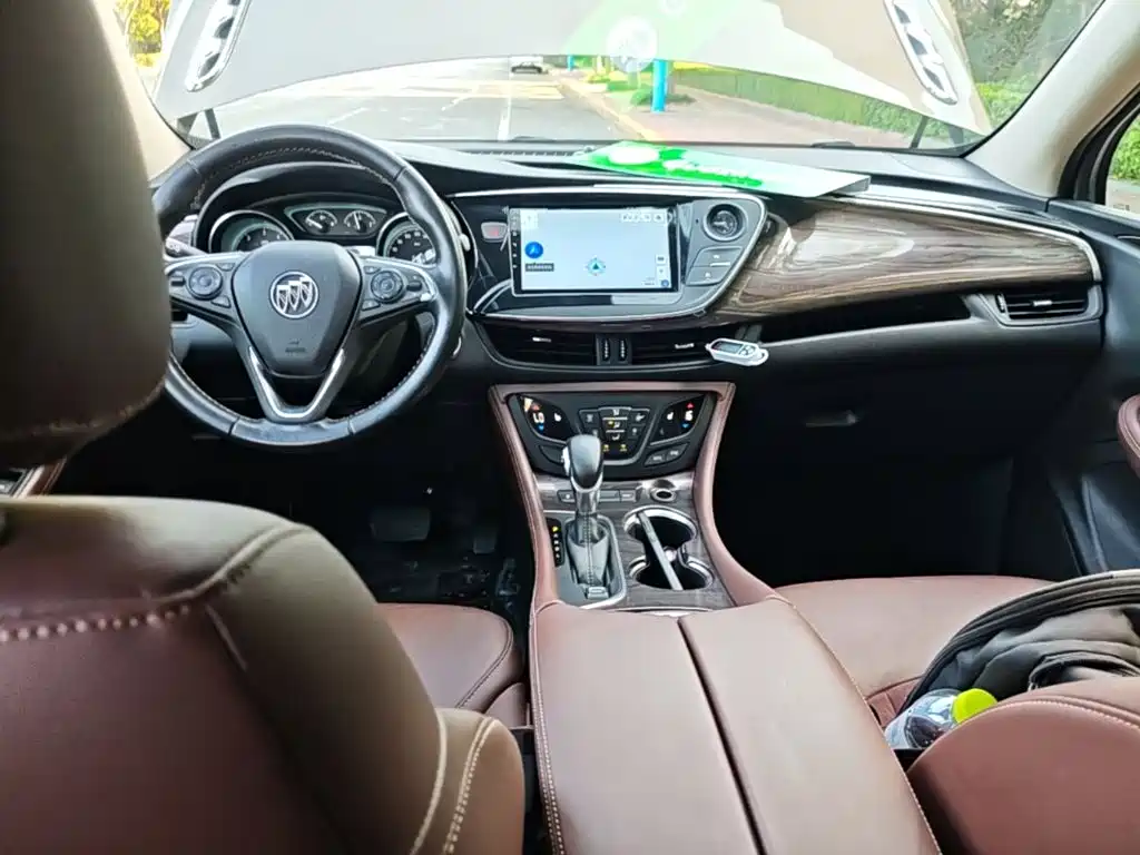 Buick Envision Plus — миниатюра 10