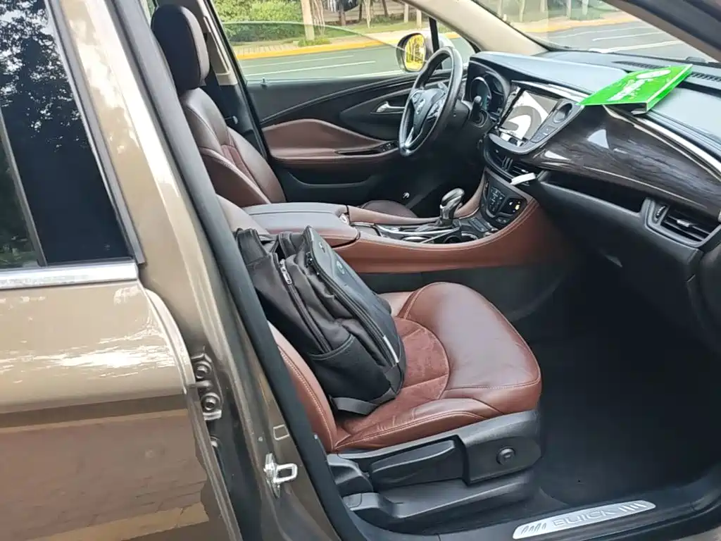 Buick Envision Plus — миниатюра 25