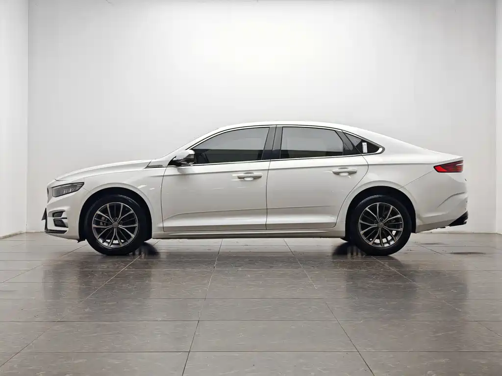 Geely Preface 2025 1.5TD