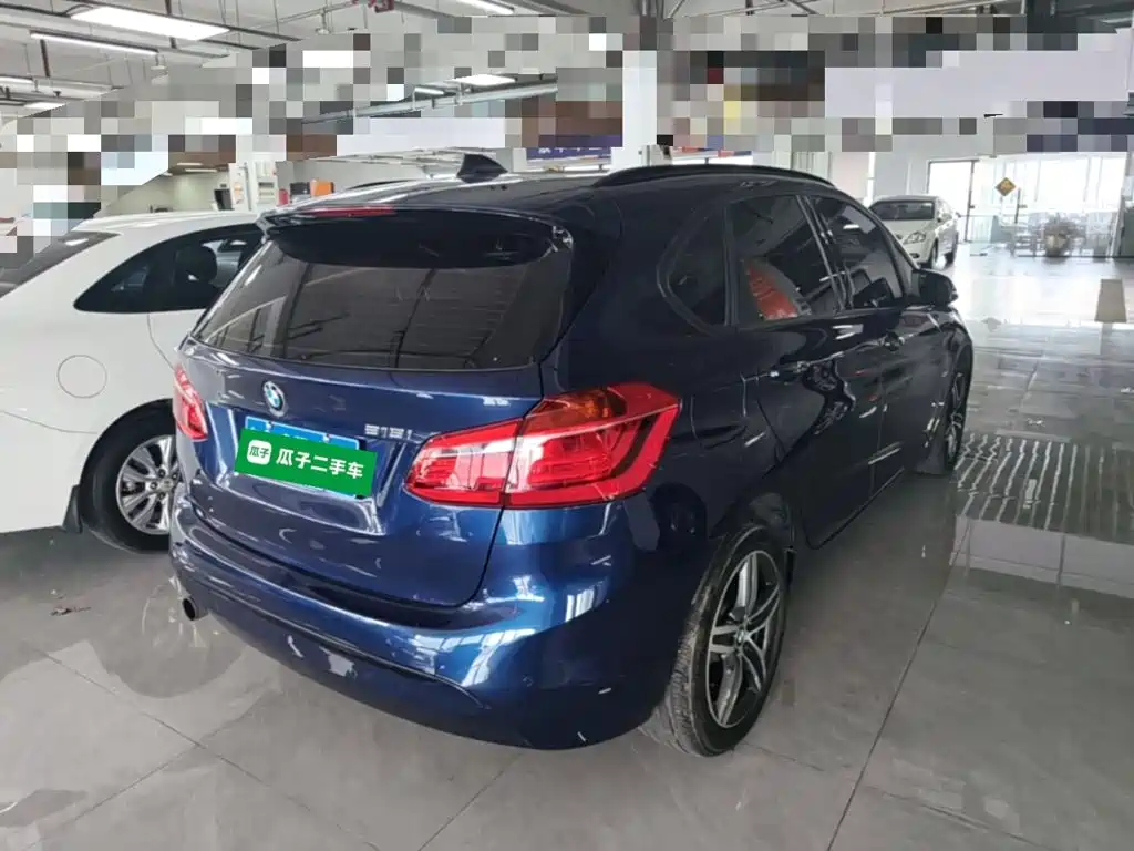 BMW 2 Series Active Tourer — миниатюра 7