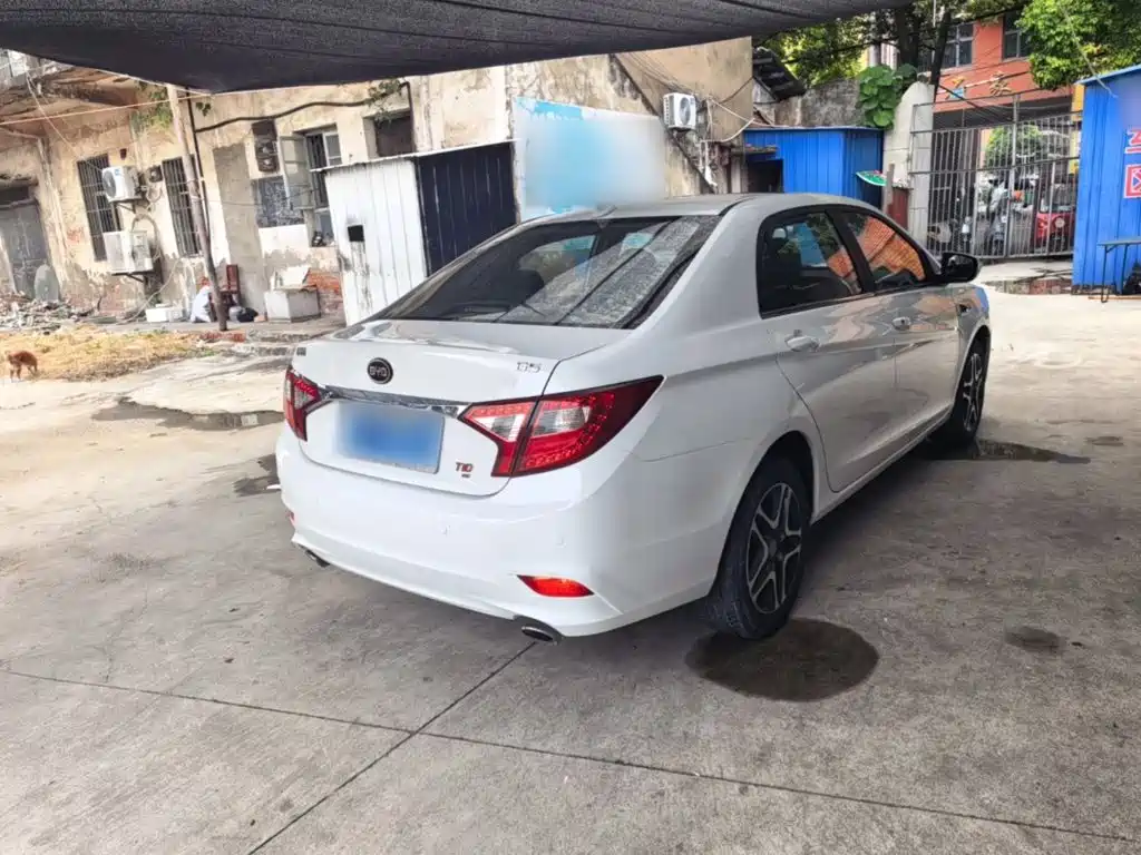 BYD G5 — миниатюра 7
