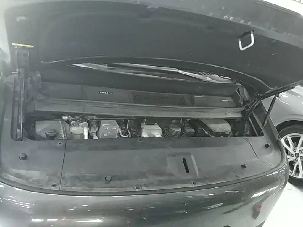 Li Auto Li MEGA — миниатюра 20