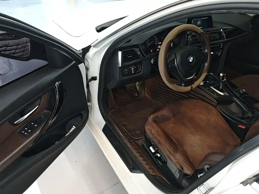 BMW 3 Series — миниатюра 16