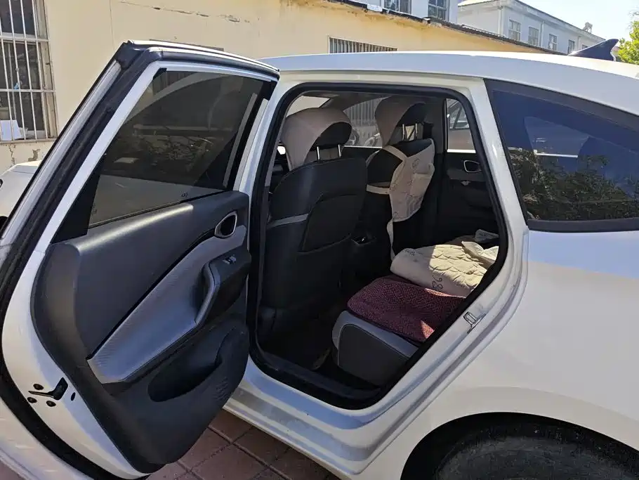 Baojun RC-5 — миниатюра 11